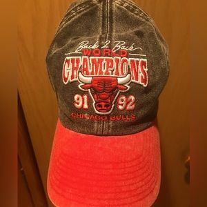 🧢 1992 Chicago Bulls Throw-back, Distressed Baseball Hat♥️
